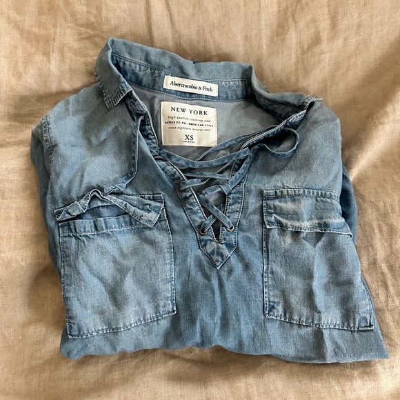 Abercrombie & Fitch Tops - Aberocmbie long sleeve